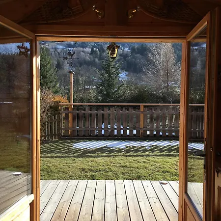 Vue Montagne , Proche Des Pistes 木屋 梅杰夫