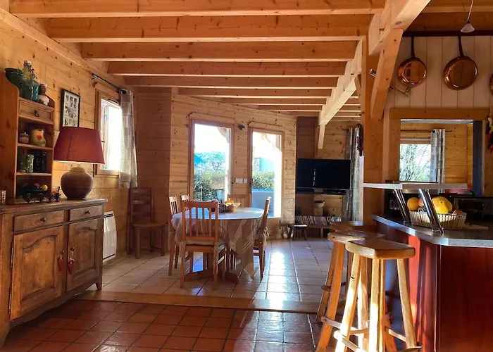 Vue Montagne , Proche Des Pistes 梅杰夫